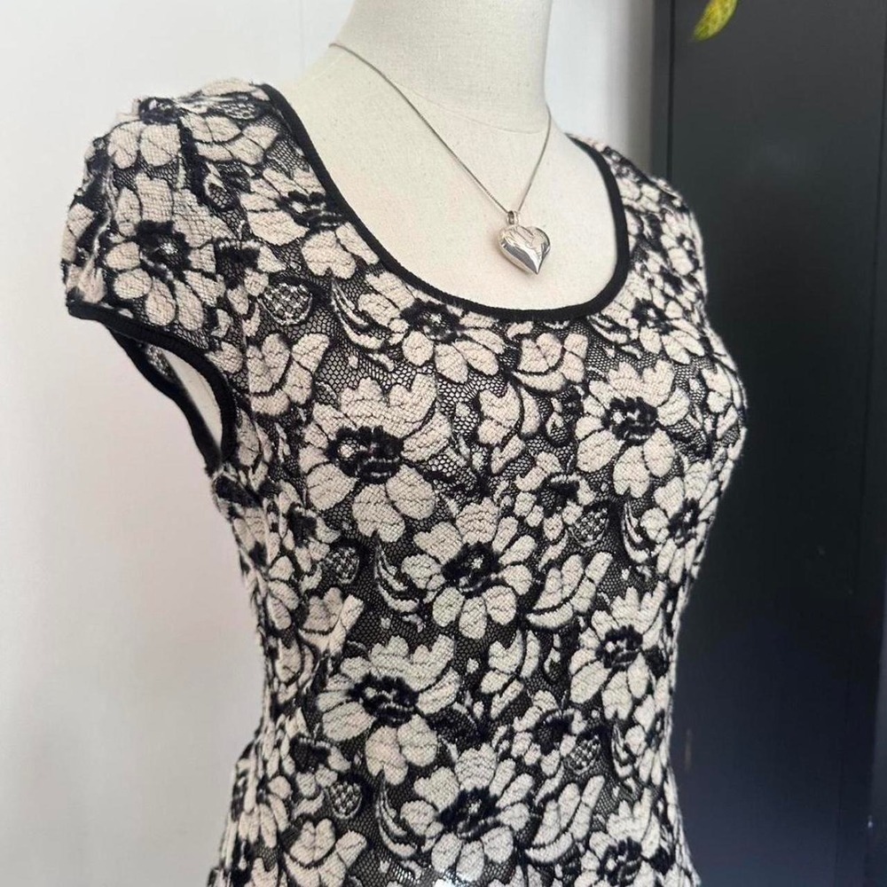 Vintage Forever 21 Black White Floral Lace Mesh Cap Sleeve Top Large Fairycore